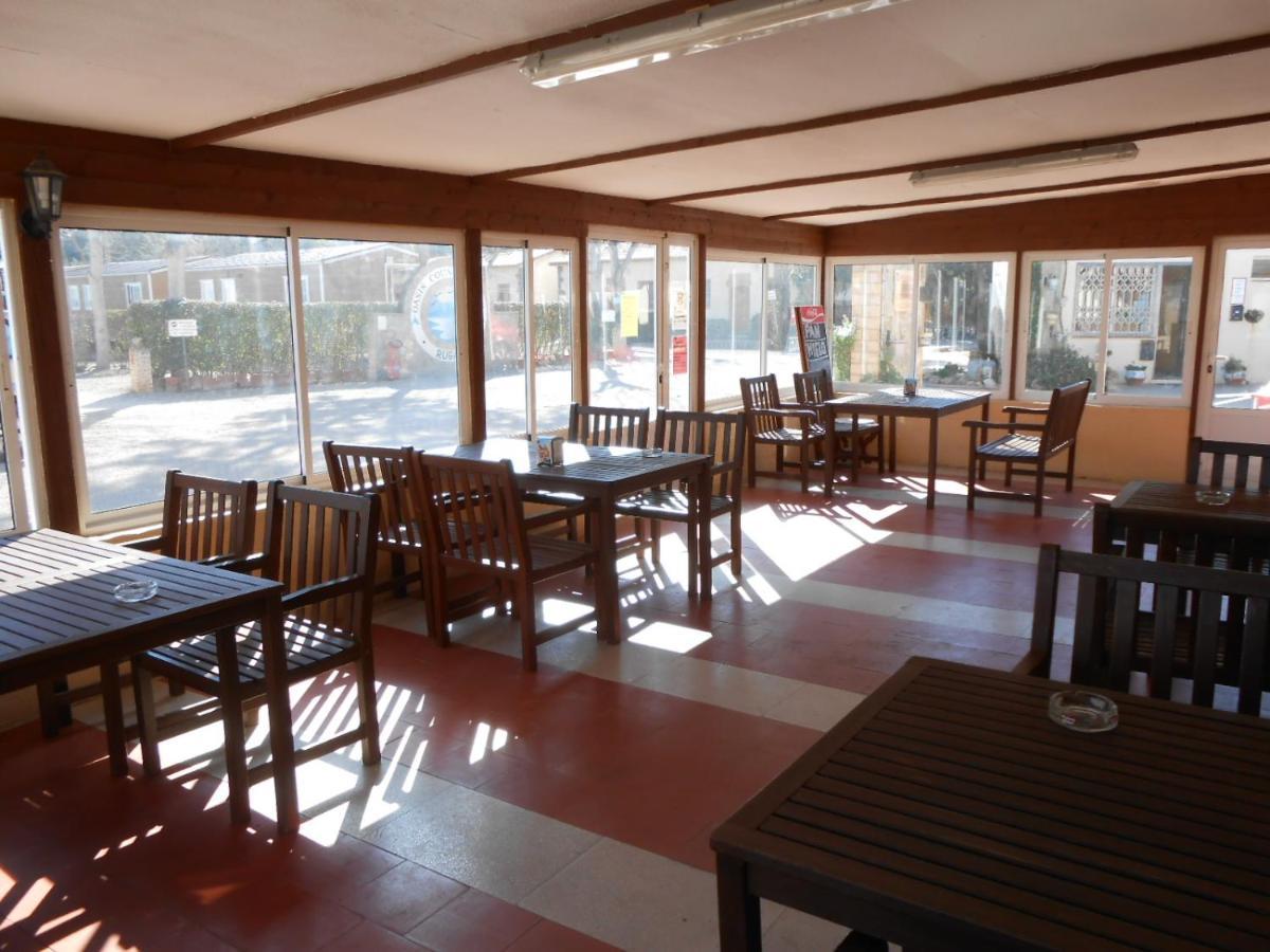 Oasis Country Park Hotel Rugat Bagian luar foto