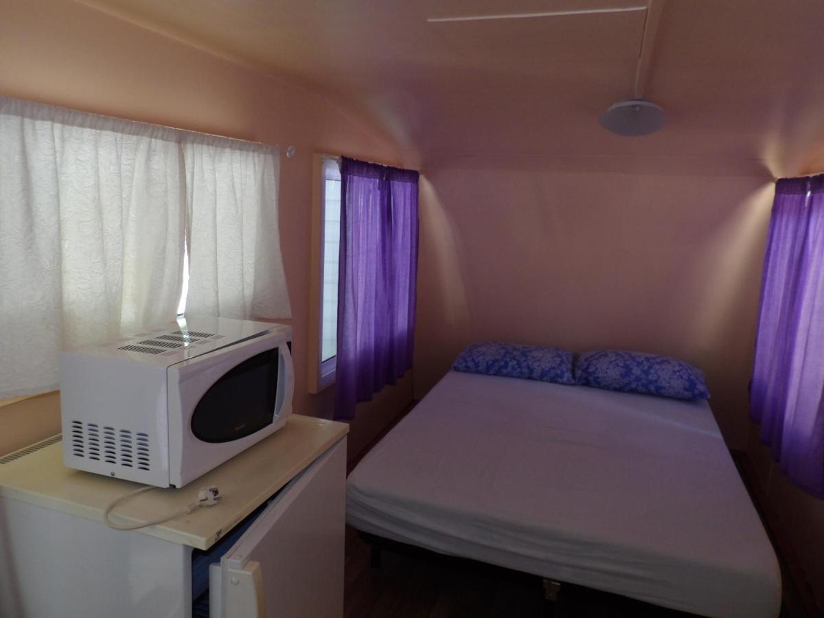 Oasis Country Park Hotel Rugat Bagian luar foto
